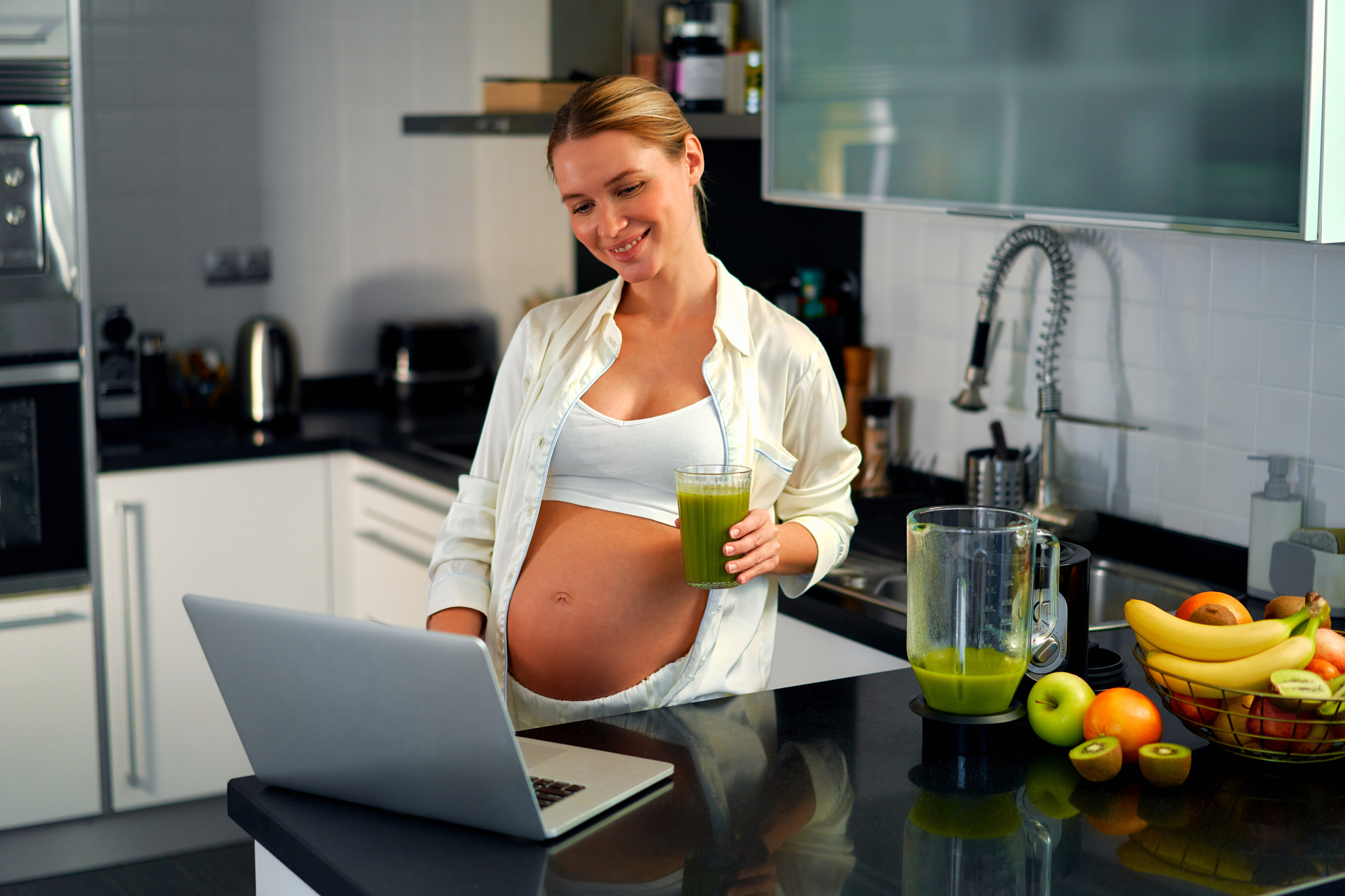 Learn everything you need to know about pregnancy multivitamins